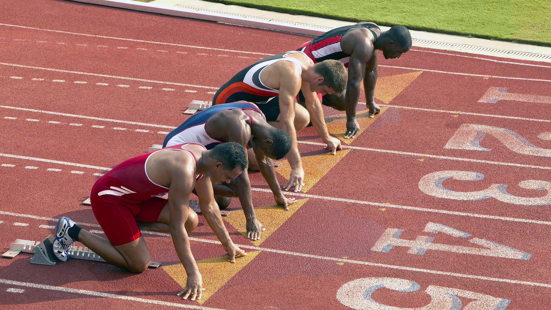 琜员如何通过专项训练提升头球终结能力，头球技术动作